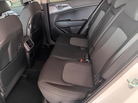 Kia Sportage 1.6 T-GDI MHEV 110KW DRIVE 5P Kia Sportage 1.6 T-GDI MHEV 110KW DRIVE 5P