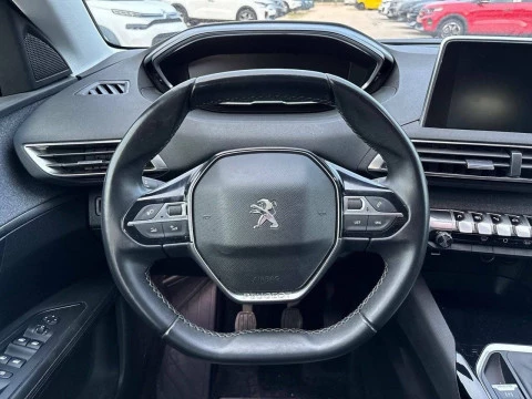 Peugeot 3008 1.5 BlueHDi 96kW (130CV) S&S Allure