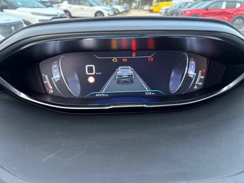 Peugeot 3008 1.5 BlueHDi 96kW (130CV) S&S Allure