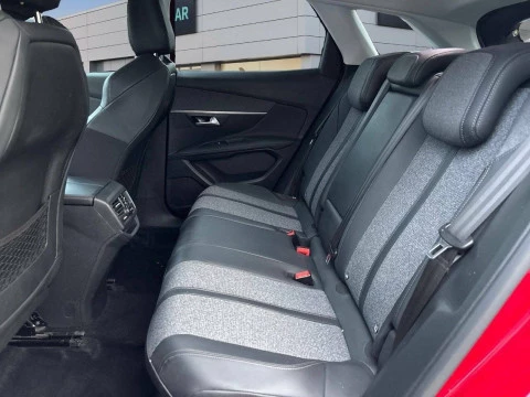 Peugeot 3008 1.5 BlueHDi 96kW (130CV) S&S Allure