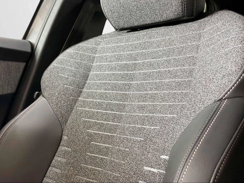 Peugeot 5008 Hybrid 1.2 107KW Allure eDCS6