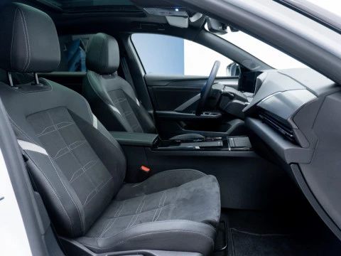 Opel Astra Electric 54kWh GS Auto