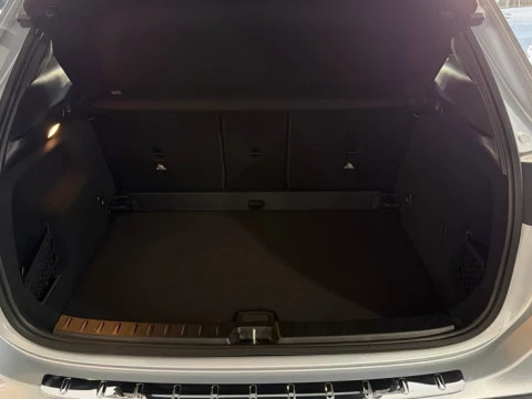 Mercedes-Benz GLA  200 d