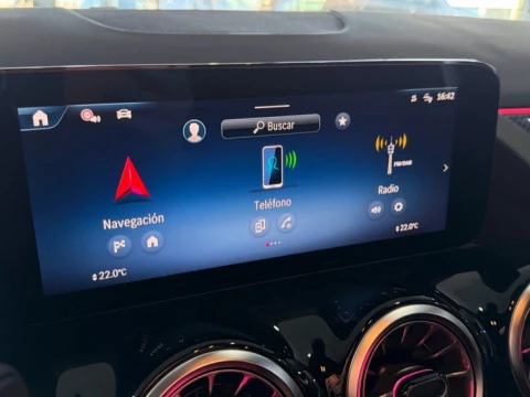 Mercedes-Benz GLA  200 d