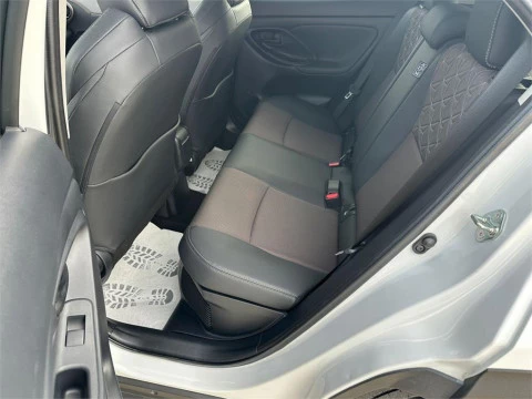 Toyota Yaris Cross 120H Style