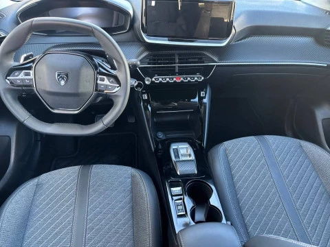 Peugeot 208 Allure HYBRID 110 eDCS6