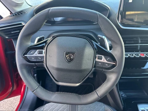 Peugeot 208 Allure HYBRID 110 eDCS6