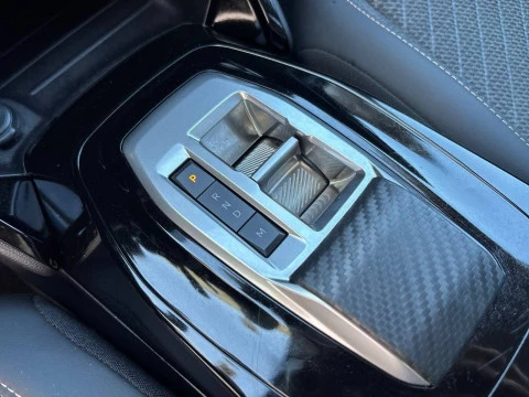 Peugeot 208 Allure HYBRID 110 eDCS6