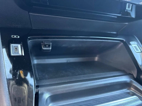 Peugeot 208 Allure HYBRID 110 eDCS6