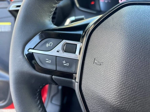 Peugeot 208 Allure HYBRID 110 eDCS6