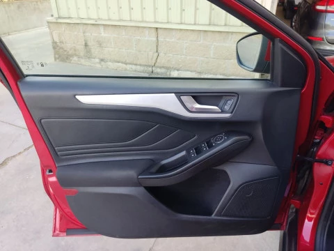 Ford Focus 1.0 Ecoboost MHEV 92kW Active X SB