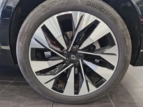 Renault Rafale Techno full hybrid E-Tech 200CV (147kW)