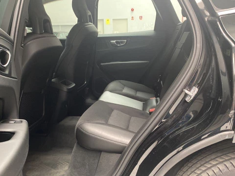 Volvo XC60 2.0 D4 MOMENTUM AUTO 4WD 5P