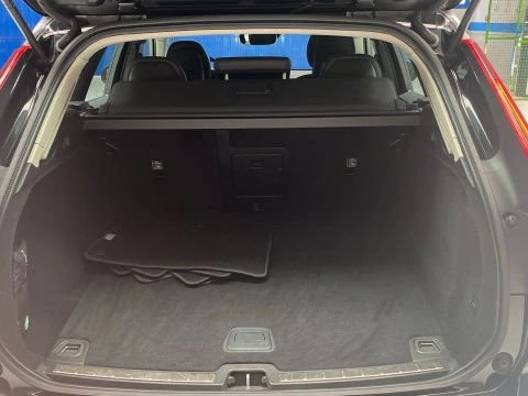 Volvo XC60 2.0 D4 MOMENTUM AUTO 4WD 5P