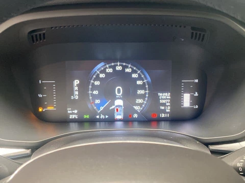 Volvo XC60 2.0 D4 MOMENTUM AUTO 4WD 5P