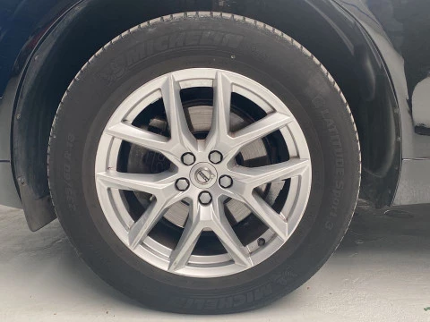 Volvo XC60 2.0 D4 MOMENTUM AUTO 4WD 5P