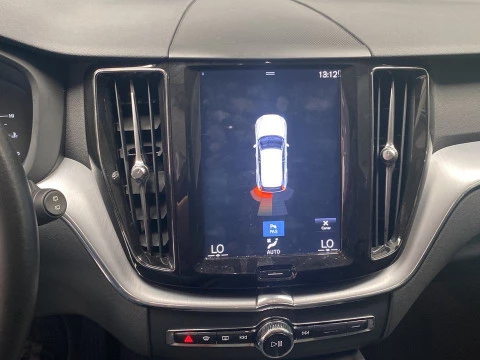 Volvo XC60 2.0 D4 MOMENTUM AUTO 4WD 5P