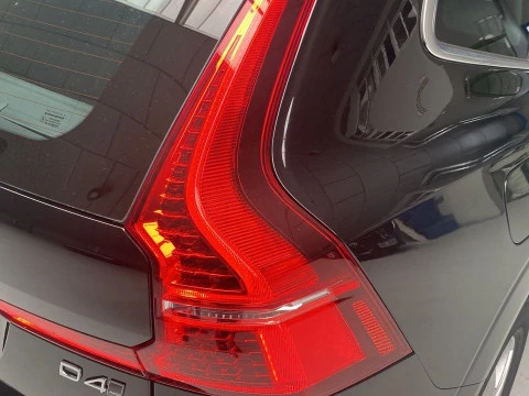 Volvo XC60 2.0 D4 MOMENTUM AUTO 4WD 5P