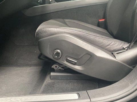 Volvo XC60 2.0 D4 MOMENTUM AUTO 4WD 5P