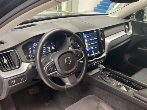 Volvo XC60 2.0 D4 MOMENTUM AUTO 4WD 5P