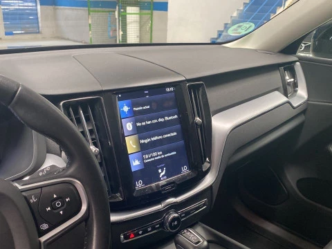 Volvo XC60 2.0 D4 MOMENTUM AUTO 4WD 5P