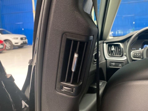 Volvo XC60 2.0 D4 MOMENTUM AUTO 4WD 5P