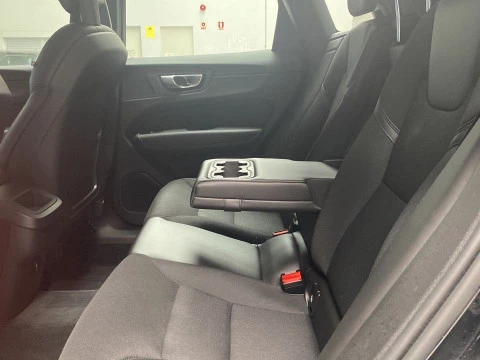 Volvo XC60 2.0 D4 MOMENTUM AUTO 4WD 5P