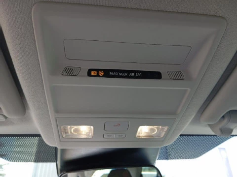 Volkswagen Caravelle 2.0 TDI 110KW SWB 150 4P 8 Plazas