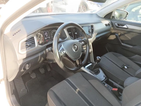 Volkswagen T-Roc Advance 1.0 TSI 81kW (110CV)