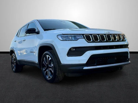Jeep Compass eHybrid 1.5 MHEV 130HP Altitude DCT
