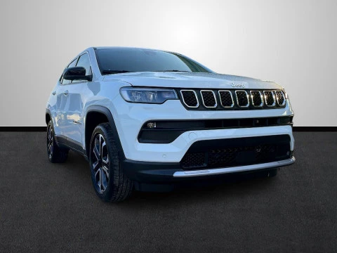 Jeep Compass eHybrid 1.5 MHEV 130HP Altitude DCT