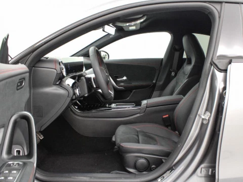 Mercedes-Benz CLA 200 MHEV 163CV 4P