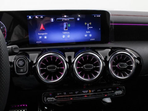 Mercedes-Benz CLA 200 MHEV 163CV 4P