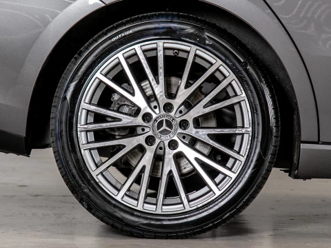 Mercedes-Benz CLA CLA 200 D DCT Shooting Brake