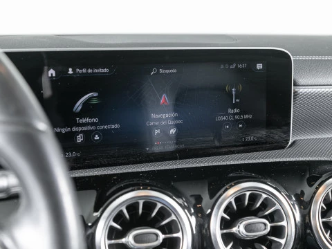 Mercedes-Benz CLA CLA 200 D DCT Shooting Brake