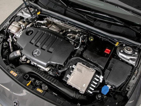 Mercedes-Benz CLA CLA 200 D DCT Shooting Brake