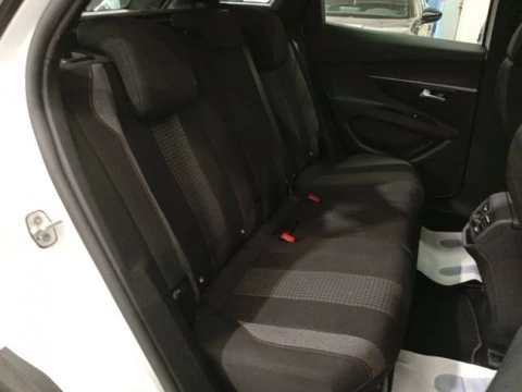 Peugeot 3008 1.5 BlueHDi 96kW (130CV) S&S Allure