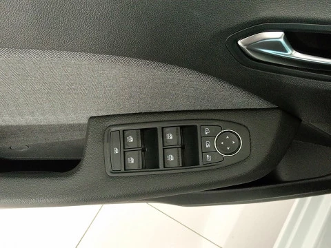 Renault Clio   TCe Techno 67kW