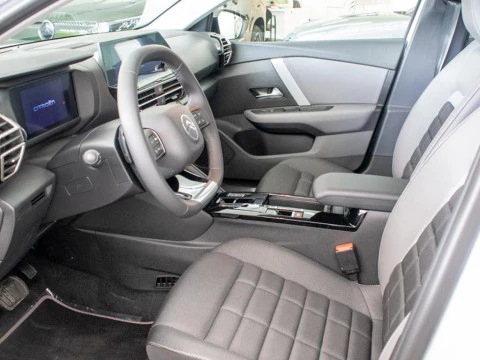 Citroën C4 1.2 HYBRID MHEV 145 EDCS6 COLLECTION 5P