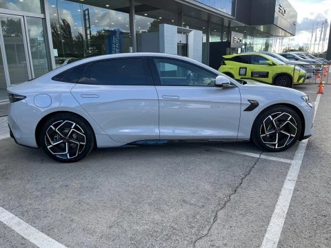 BYD SEAL Excellence AWD