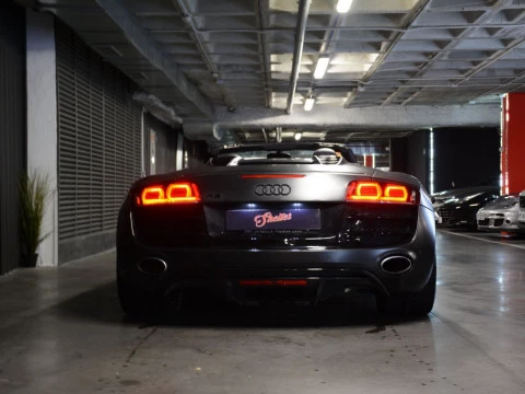 Audi R8 Spyder 5.2 FSI V10 quattro R tronic