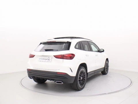 Mercedes-Benz Clase GLA 1.3 GLA 250 E DCT 218 5P