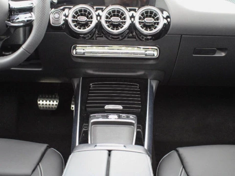 Mercedes-Benz Clase GLA 1.3 GLA 250 E DCT 218 5P