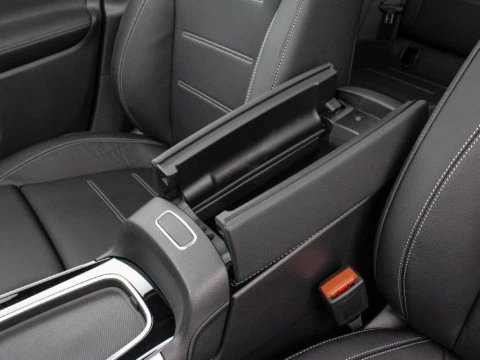 Mercedes-Benz Clase GLA 1.3 GLA 250 E DCT 218 5P