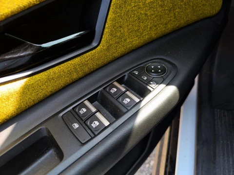 Renault 164 RENAULT 5 ICONIC CINQ 110 KW (150 CV) AUTONOMIA CONFORT