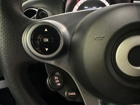 Smart fortwo 0.9 66kW (90CV) CABRIO