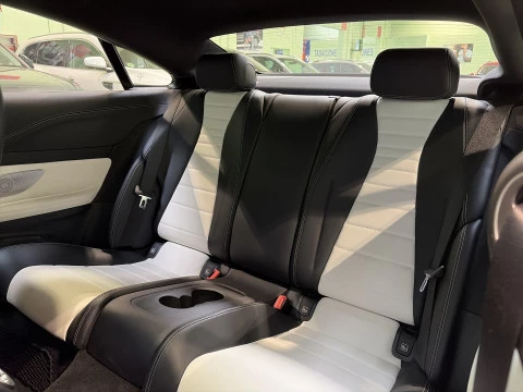 Mercedes-Benz Clase E 350 Coupe 220 kW (299 CV)