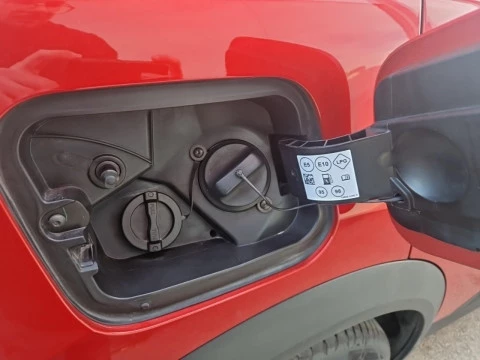 Renault Captur techno Eco-G 100cv (74 kW)