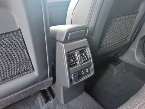 Renault Captur techno Eco-G 100cv (74 kW)