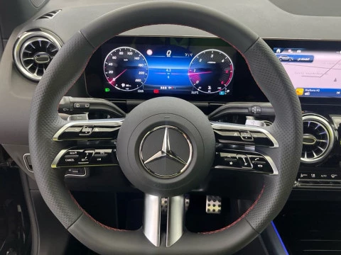 Mercedes-Benz GLA 200 d